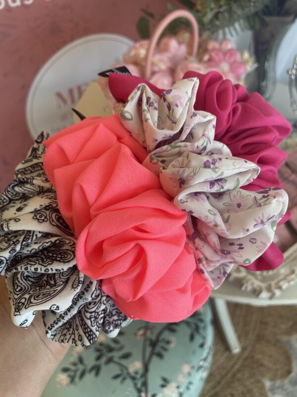 Bon d'achat de 50$ chez ROSIE ONGLERIE & CHOUCHOUS