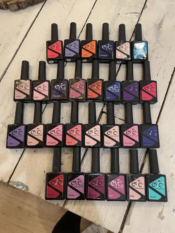 Bon d'achat de 50$ chez ROSIE ONGLERIE & CHOUCHOUS
