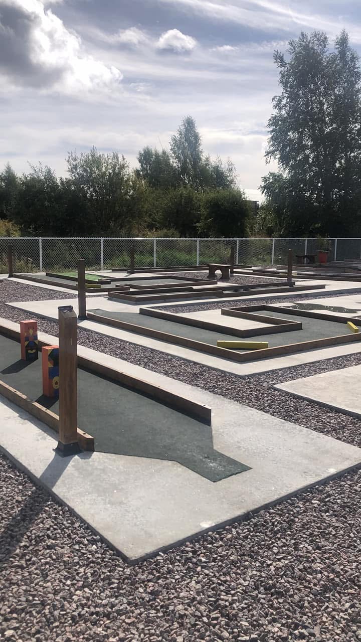 Forfait pour 2 adultes au Mini-Putt L'Authentique de Baie-Comeau